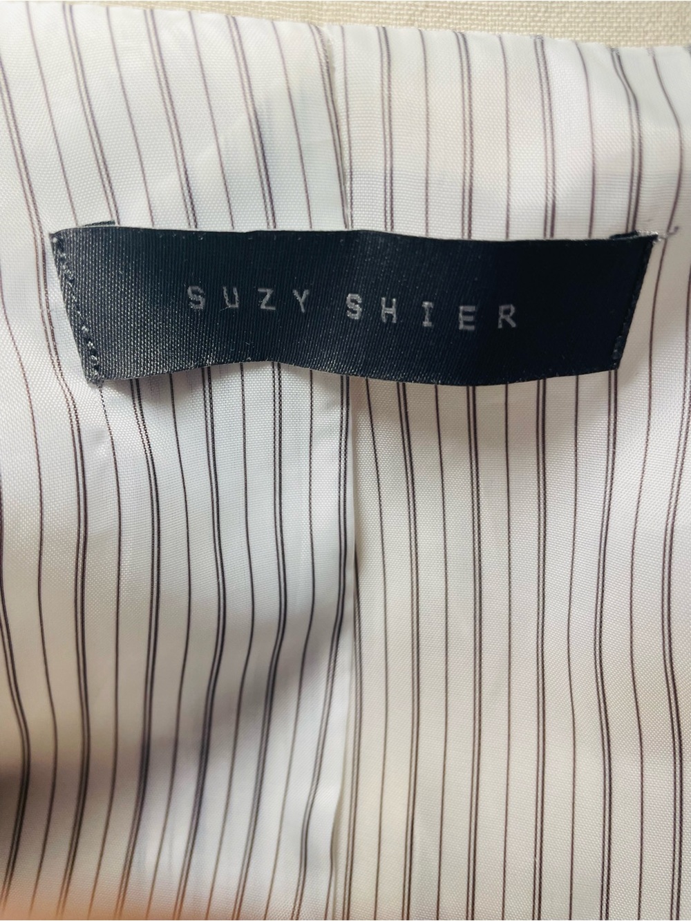 Suzy Shier Beige Women’s Blazer - Picture 9 of 11
